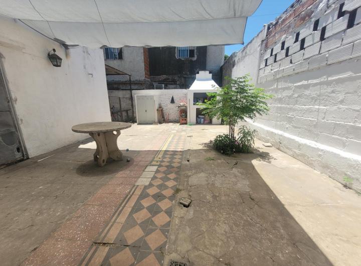 Casa · 91m² · 4 Ambientes · 2 Cocheras