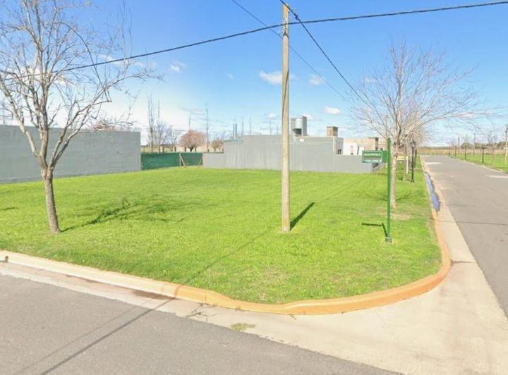 Terreno · 220m²