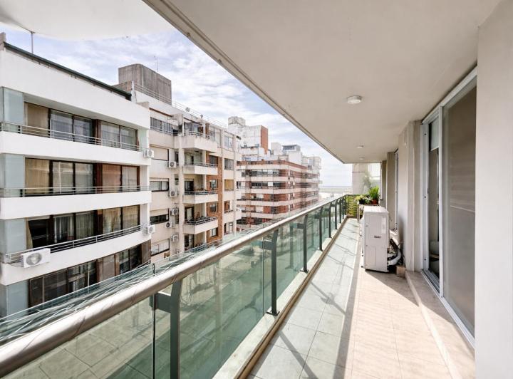 Departamento · 131m² · 6 Ambientes · 1 Cochera