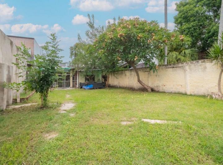 Terreno · 200m²