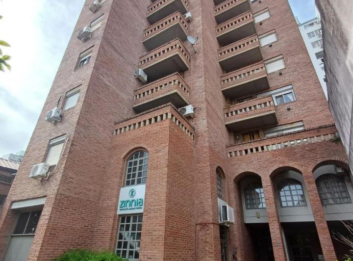 Departamento · 1m² · 5 Ambientes · 1 Cochera