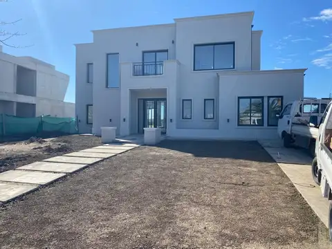 Casa en Venta en El Cantón - Barrio Islas, Countries y Barrios Cerrados en Escobar