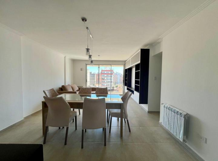 Departamento · 93m² · 4 Ambientes · 1 Cochera