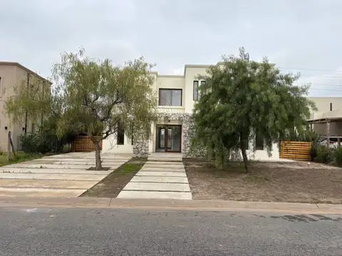 Casa en Venta en San Gabriel, Countries y Barrios Cerrados en Tigre