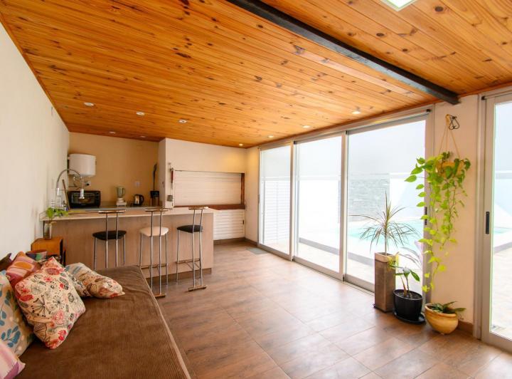 Casa · 320m² · 3 Ambientes · 2 Cocheras