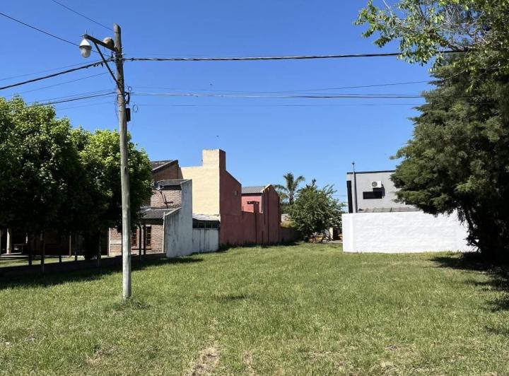 Terreno · 280m²