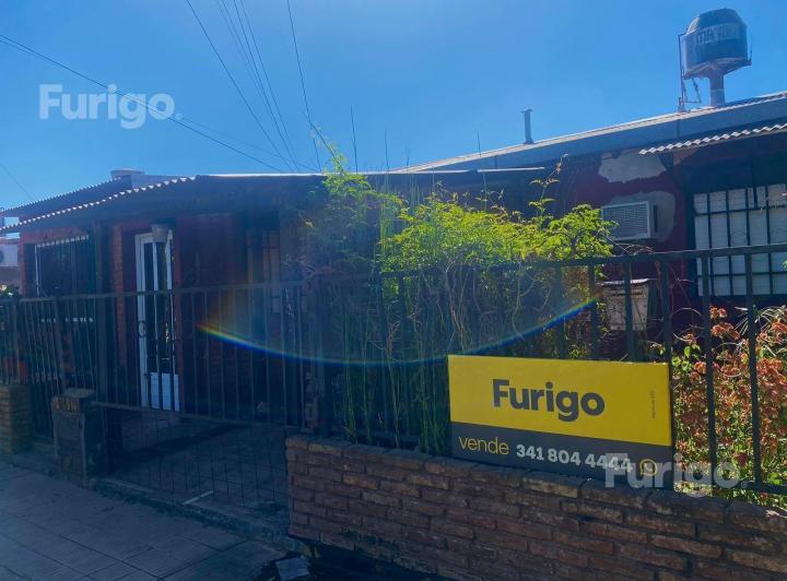Casa · 88m² · 4 Ambientes · 1 Cochera