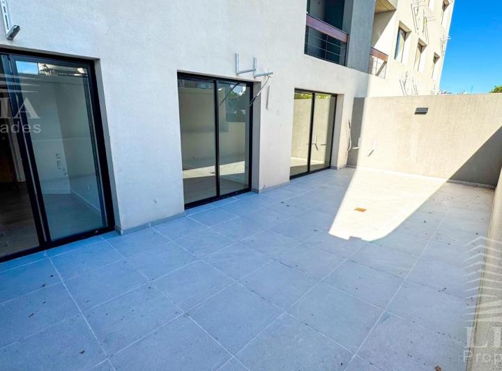 Departamento · 64m² · 4 Ambientes · 1 Cochera