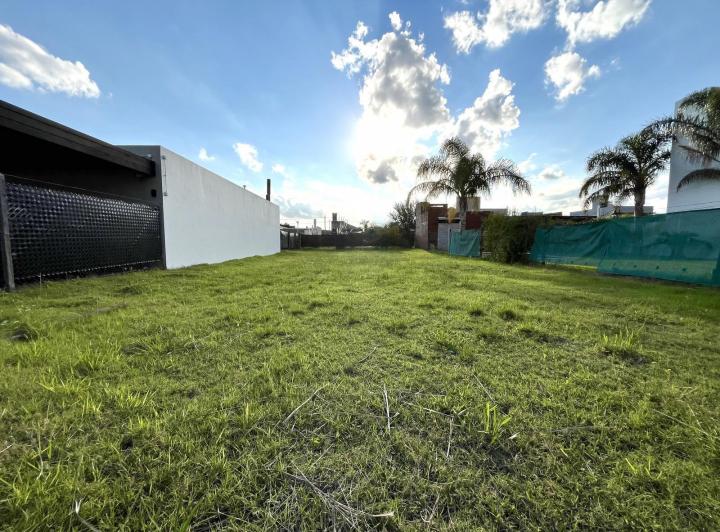 Terreno · 360m²