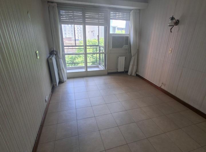 Departamento · 88m² · 8 Ambientes · 1 Cochera