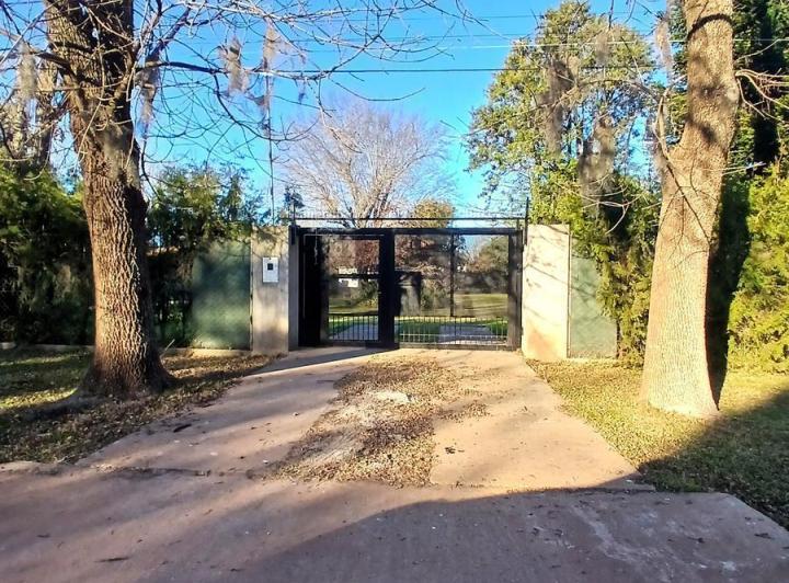 Terreno · 1800m²