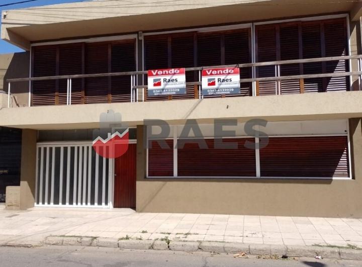 PH · 243m² · 4 Ambientes · 1 Cochera