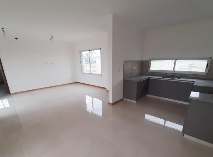 Casa · 145m² · 4 Ambientes · 2 Cocheras