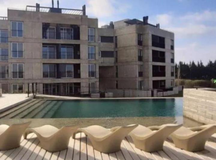 Departamento · 64m² · 2 Ambientes · 1 Cochera