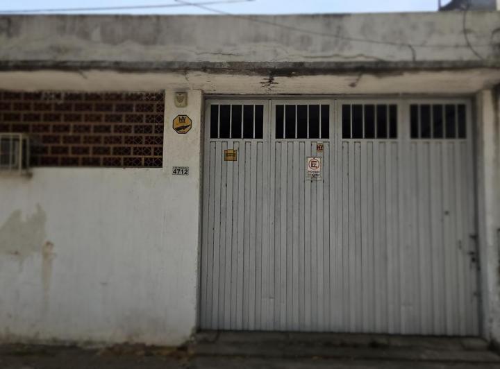 Bodega-Galpón · 80m² · 2 Cocheras