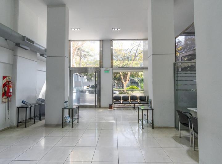 Local comercial · 434m² · 9 Ambientes