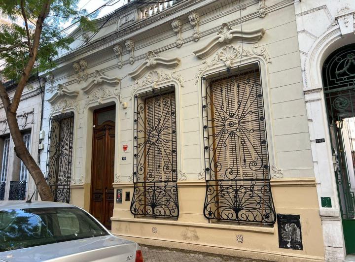 Casa · 260m² · 9 Ambientes