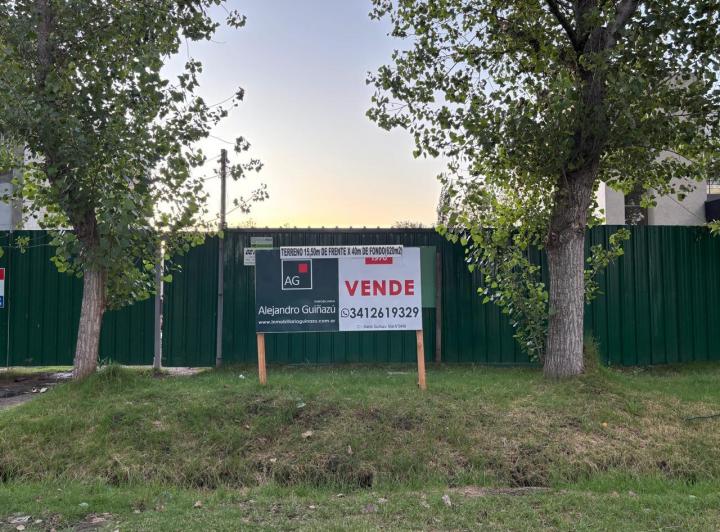 Terreno · 620m²