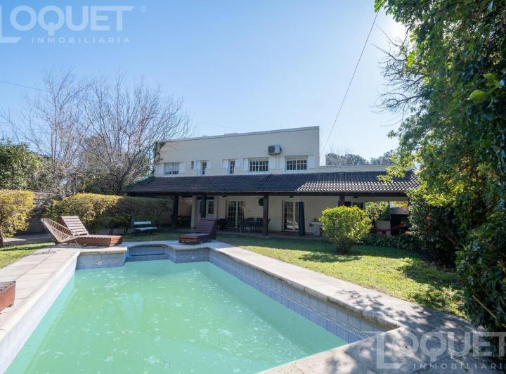 Quinta vacacional · 248m² · 5 Ambientes · 2 Cocheras