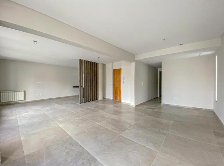 Departamento · 170m² · 5 Ambientes · 1 Cochera