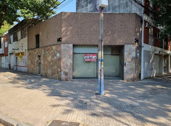 Local comercial · 130m² · 3 Ambientes
