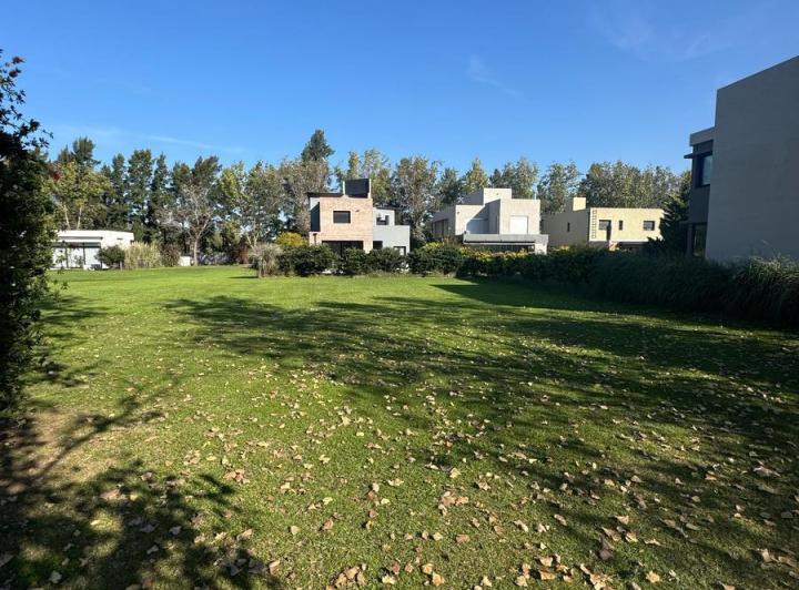 Terreno · 450m²