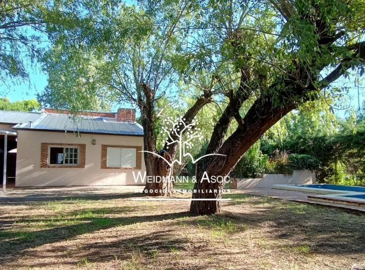 Quinta vacacional · 120m² · 4 Ambientes · 2 Cocheras