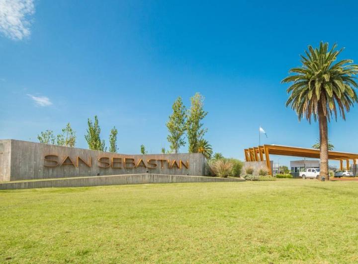 Terreno · 960m²