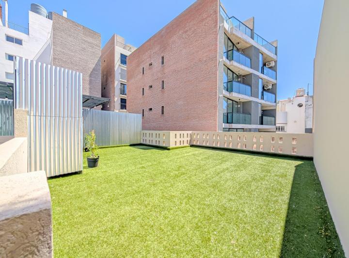 PH · 70m² · 5 Ambientes · 1 Cochera