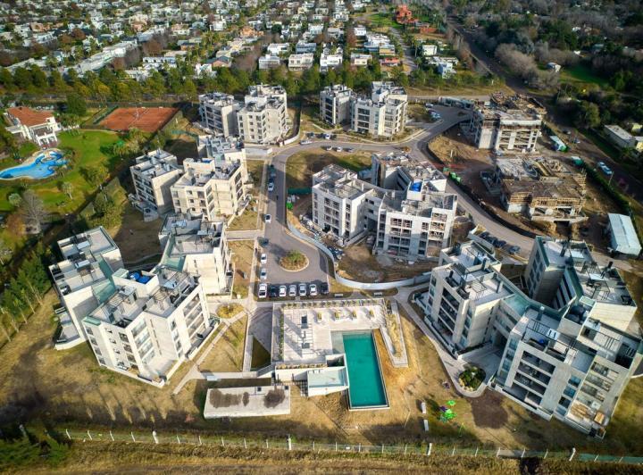 Departamento · 83m² · 3 Ambientes · 1 Cochera