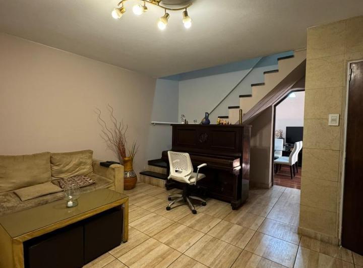 Casa · 177m² · 6 Ambientes