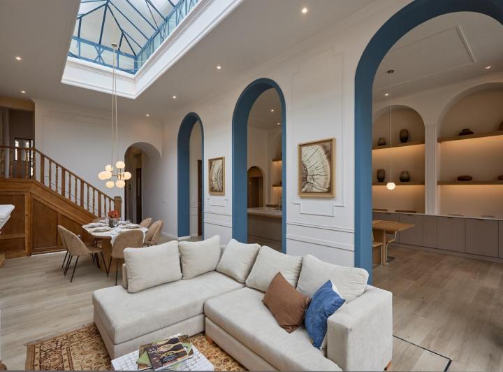 Casa · 205m² · 7 Ambientes · 1 Cochera