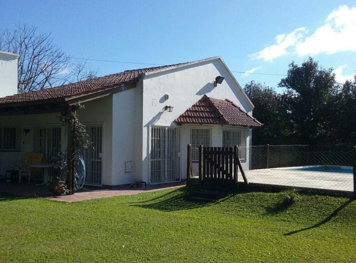 Casa · 120m² · 4 Ambientes · 3 Cocheras