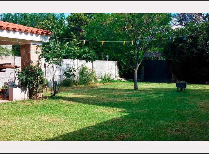 Casa · 130m² · 3 Ambientes · 1 Cochera
