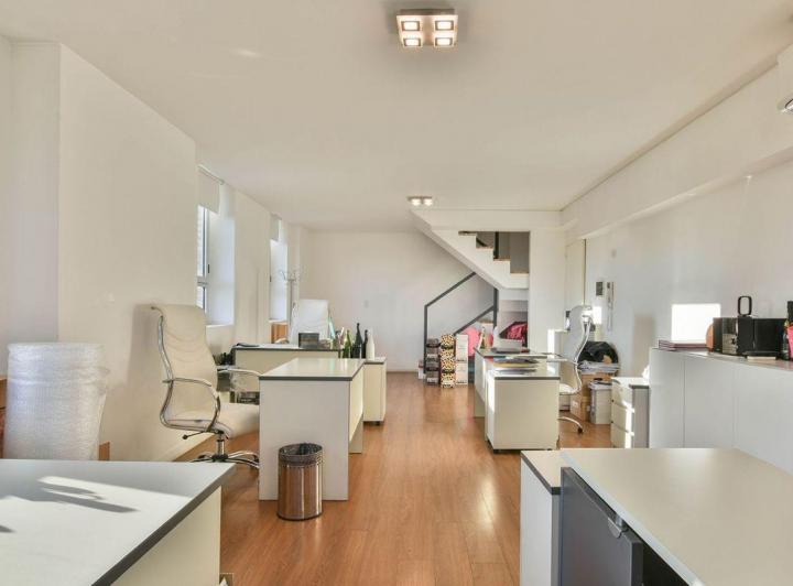 Oficina comercial · 90m² · 3 Ambientes · 2 Cocheras