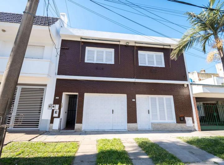 Casa · 159m² · 5 Ambientes · 1 Cochera