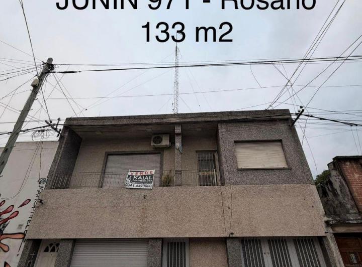 Casa · 127m² · 7 Ambientes · 1 Cochera