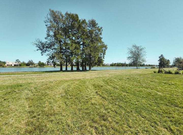 Terreno · 1503m²