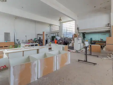 Galpón en Venta en Villa Lynch, Partido de General San Martín