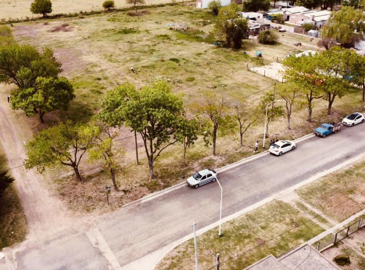 Terreno · 230m²