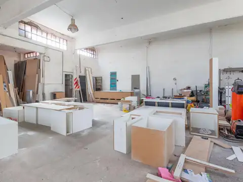 Galpón en Venta en Villa Lynch, Partido de General San Martín