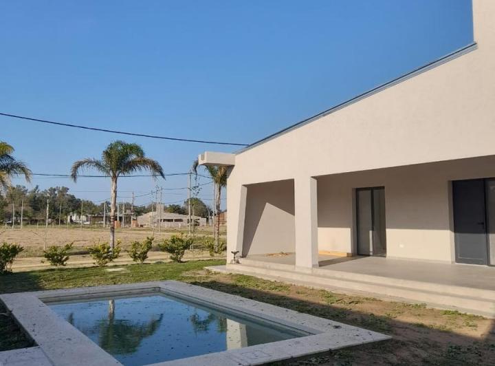 Casa · 107m² · 3 Ambientes · 1 Cochera