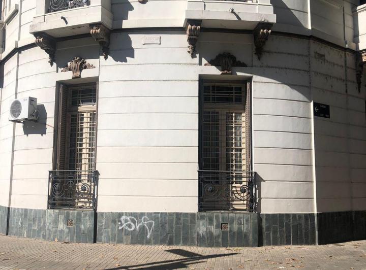 Local comercial · 107m² · 4 Ambientes