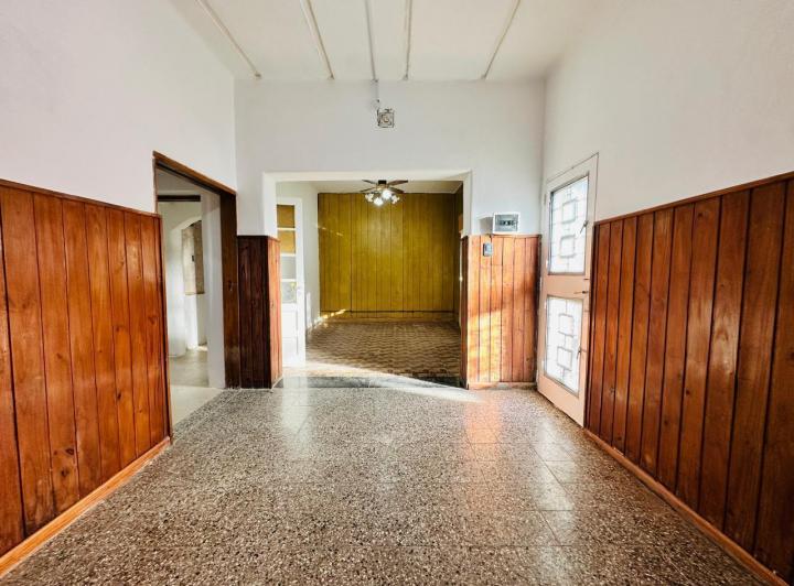 Casa · 98m² · 2 Ambientes · 1 Cochera
