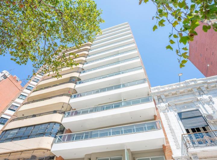 Departamento · 165m² · 6 Ambientes · 1 Cochera