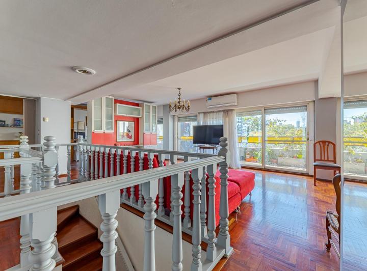 Departamento · 222m² · 7 Ambientes · 1 Cochera