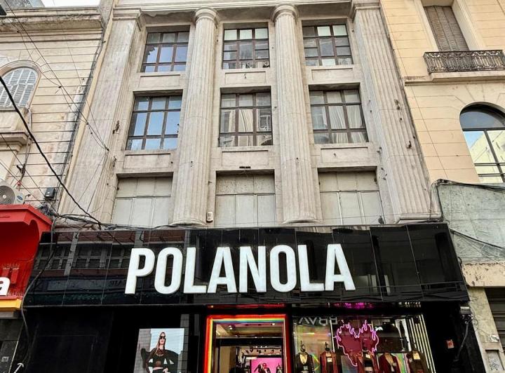 Local comercial · 1200m² · 23 Ambientes