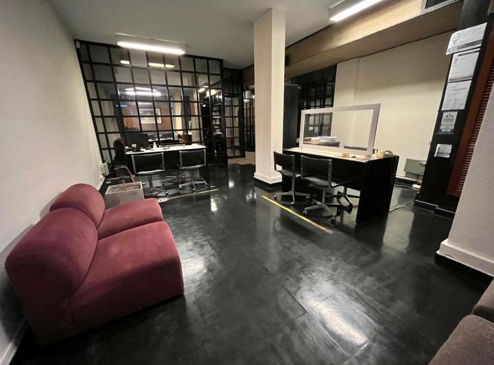 Local comercial · 77m²