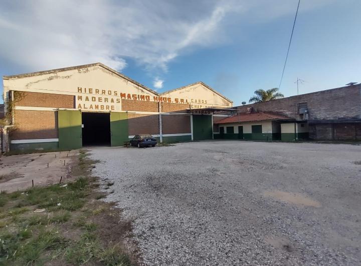 Depósito · 1549m²
