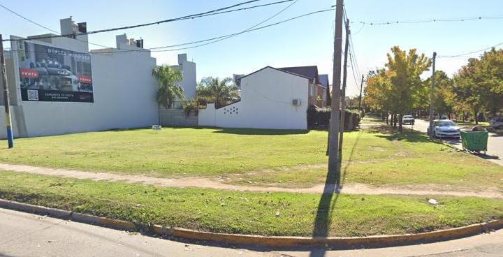 Terreno · 556m²